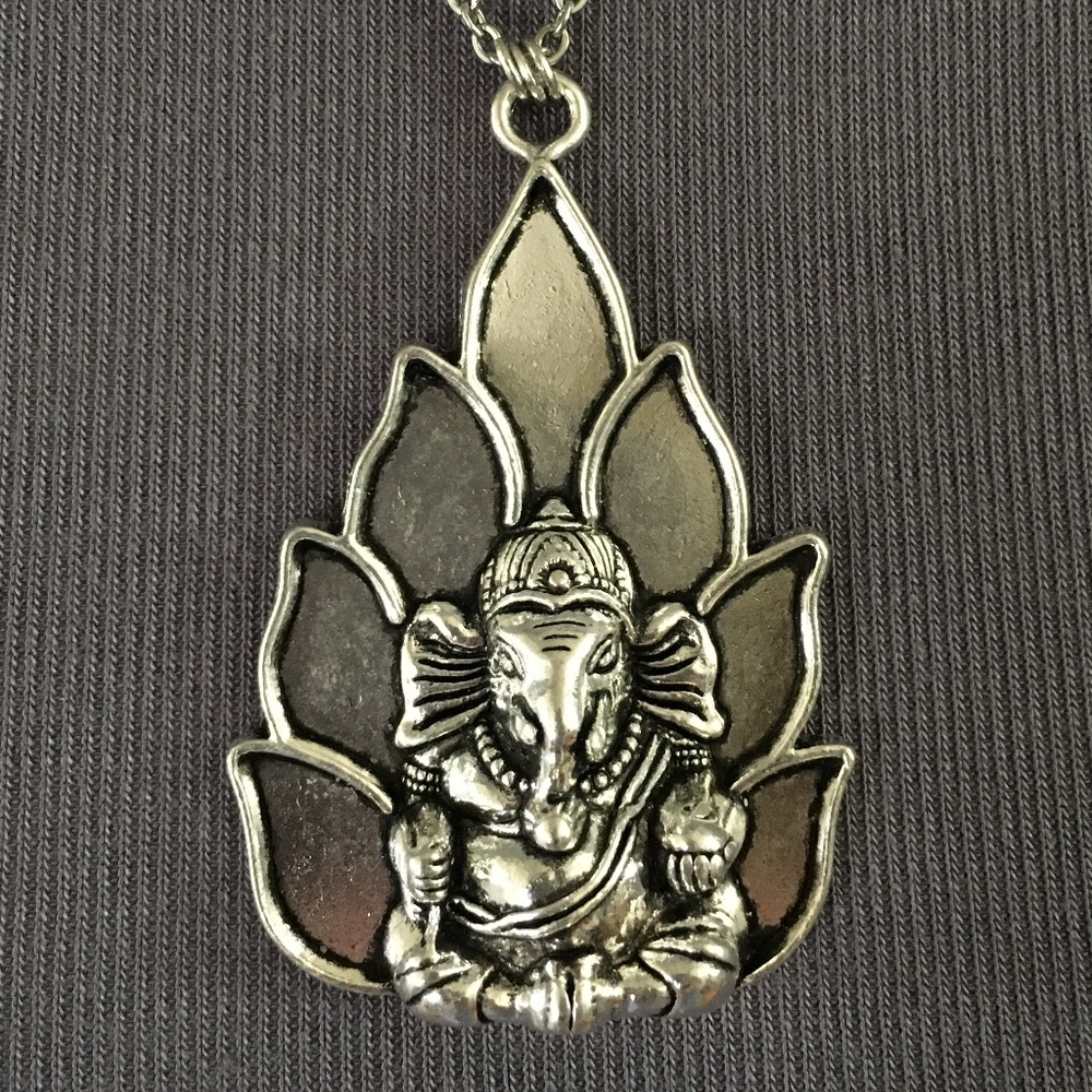 “Lucky Ganesh” Silver Hindu Elephant God Handmade 2-Layer Adjustable Necklace - Picture 3 of 15